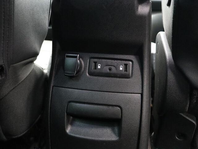 Renault SCENIC TCe 160pk EDC/Autom. Bose 7p. | Trekhaak | Adaptive Cruise Control | 7 persoons | Nieuwstaat |