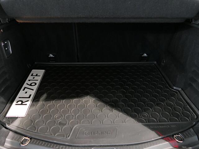 Renault SCENIC 1.2 TCe Intens *PANORAMADAK!* - Camera - Dodehoek - Parkeerassistent - Trekhaak