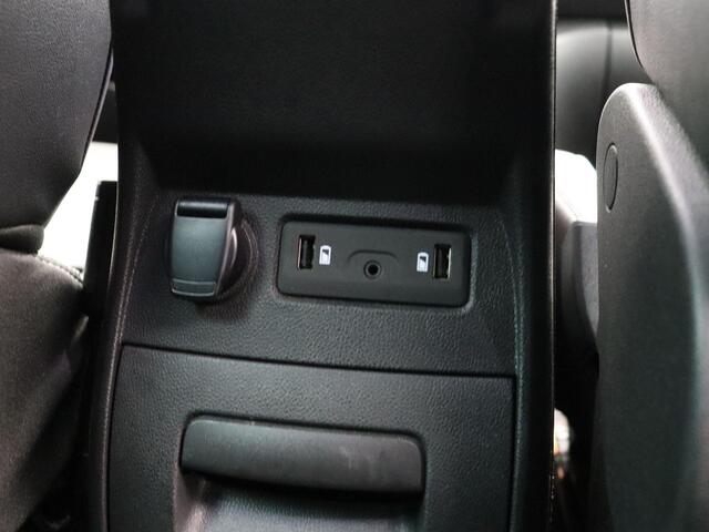 Renault SCENIC TCe 140pk Bose | Achteruitrij camera | Clima | Head-up Display | Navi | LED | Trekhaak |