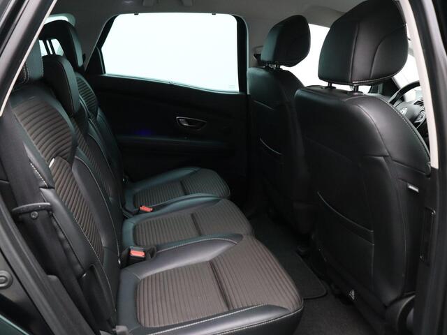 Renault SCENIC TCe 140pk Bose | Achteruitrij camera | Clima | Head-up Display | Navi | LED | Trekhaak |