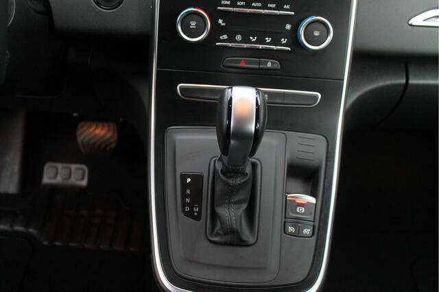 Renault SCENIC 1.3 TCe 140 EDC Automaat Intens * TREKHAAK *
