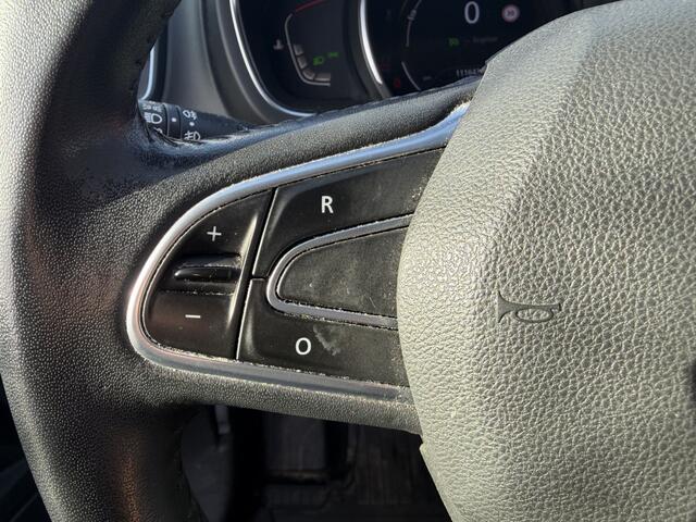 Renault SCENIC 1.3 TCe Intens