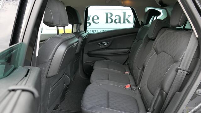 Renault SCENIC TCe 140 Limited