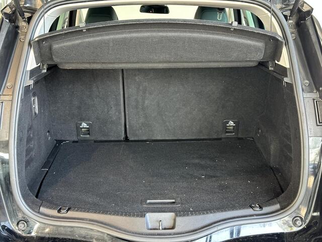 Renault SCENIC 1.3 TCe 140 Intens EDC AUTOMAAT | TREKHAAK | ACHTERUITRIJCAMERA | PARKEERSENSOREN VOOR-/ACHTER | BLIS | LANE ASSIST