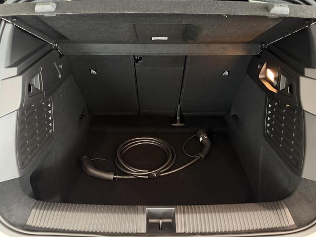 Renault SCENIC E-Tech EV87 220 Long Range Esprit Alpine | Pack Light & Sound | Pack Advanced Driving Assist & Augmented Vision | Van: ¤ 51.559,- nu rijklaar voor: ¤ 48.559,-