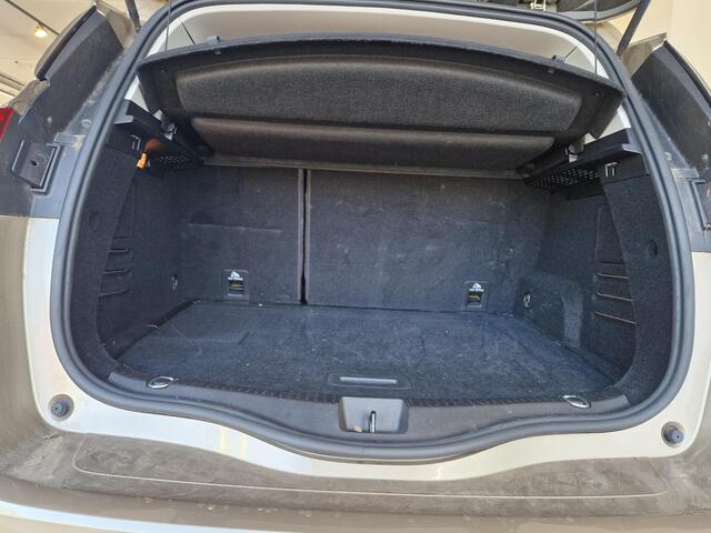 Renault SCENIC 1.3 TCe Zen | NAVIGATIE | PARKEERSENSOREN VOOR&ACHTER | CRUISE CONTROL |