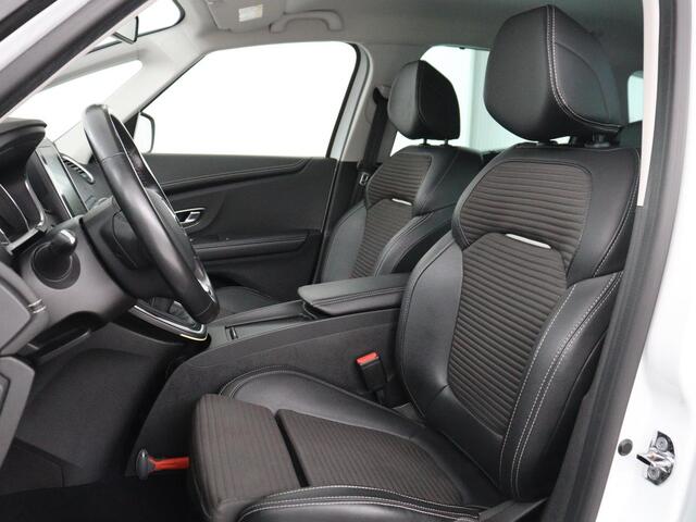 Renault SCENIC 1.3 TCe Bose | Carplay | Camera | Trekhaak | Navigatie | LED | LM | Half Leer | Climate controle | Cruise control | Massagestoel