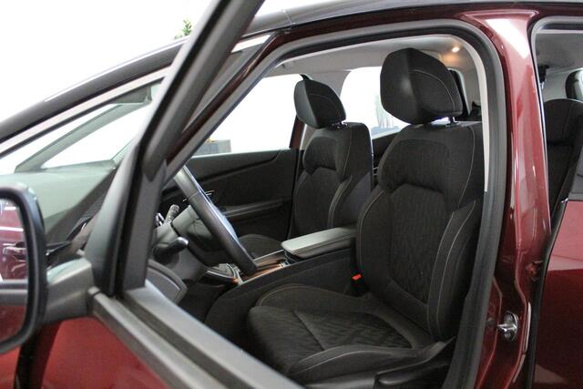 Renault SCENIC 1.3 TCe Limited | TREKHAAK | 20'LMV | CRUISE | DAB-RADIO | LED | PDC-V/A | KEYLESS | NL-AUTO! |
