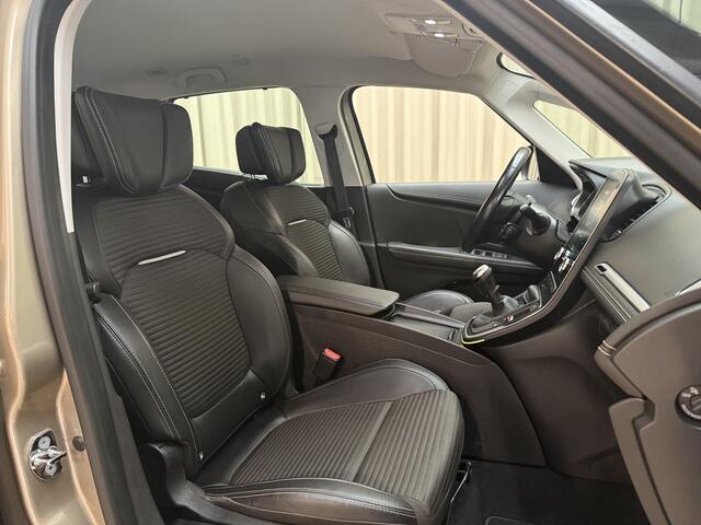 Renault SCENIC 1.2 TCe Intens Stoelmassage / Stoelverwarming / 1/2 Leder / Head-Up Display / Cruise / Navigatie / 20'' LMV
