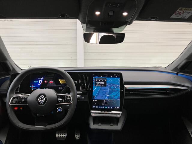 Renault SCENIC E-Tech EV87 long range esprit Alpine / NL Auto / Eerste Eigenaar / Dealer Onderhouden / Solarbay Panoramadak / Google Maps Navigatie / 360 Graden Camera / Adaptive Cruise Control / Harman & Kardon Audio / Stoel- en Stuurverwarming /