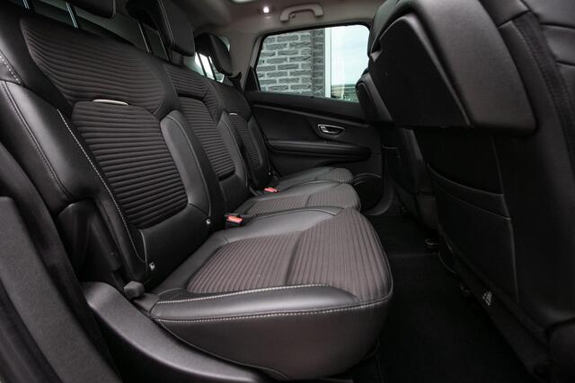 Renault SCENIC 1.2 TCe Intens | Trekhaak | Panoramadak |