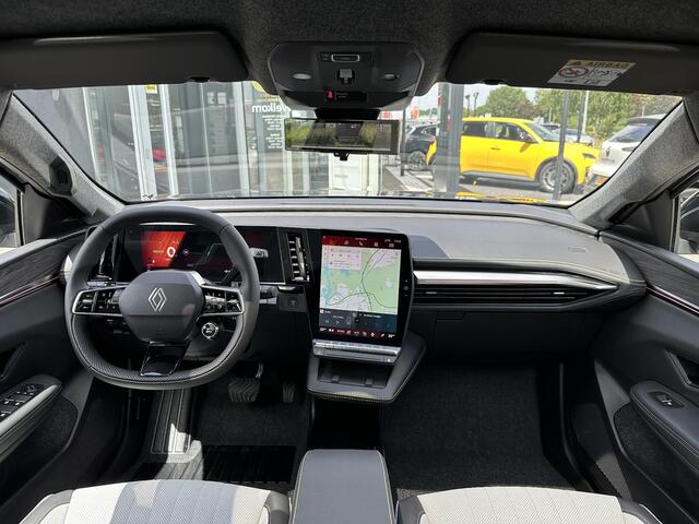Renault SCENIC E-Tech Iconic 220 pk Long Range l Meer dan ¤ 3.000 voorraadvoordeel l 5 jaar fabrieksgarantie l 8 jaar batterijgarantie