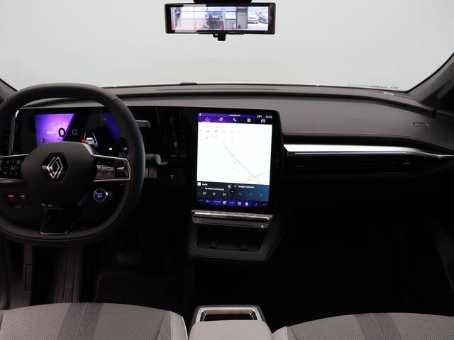 Renault SCENIC E-Tech 220pk long range iconic | Harman Kardon | 360* Camera | Stoel/Stuur verwarming | Elek. Achterklep |