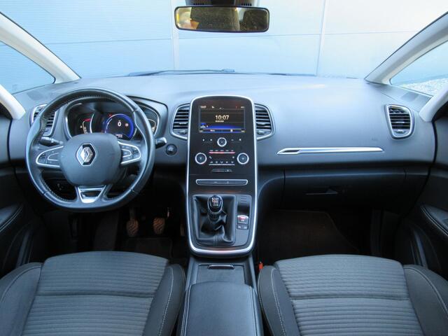 Renault SCENIC 1.3 TCe | Climate control | Camera | Cruise control | Trekhaak | Onderhouden!