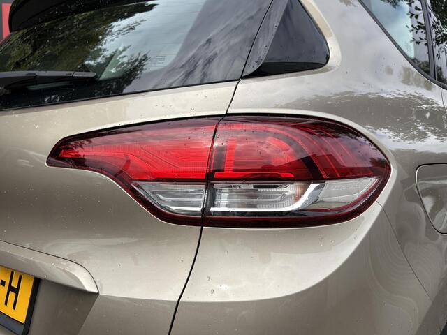 Renault SCENIC 1.2 TCe Zen - Navigatie - Airconditioning - Trekhaak - Parkeersens V+A