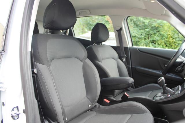 Renault SCENIC 1.2 TCe Life | airco | parkeersensoren achter | trekhaak