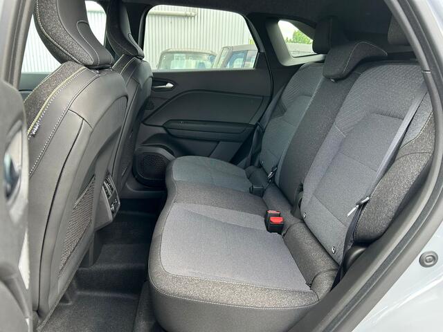 Renault Symbioz 1.6 E-Tech full hybrid 145 techno | Panoramadak | LED lampen | Adaptive cruise control