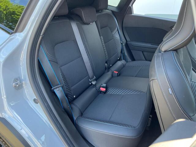 Renault Symbioz 1.6 E-Tech full hybrid 145 esprit Alpine GROOT NAVI / CAMERA / 19 INCH / STUURVERWARMING / ADAPTIEVE CRUISE