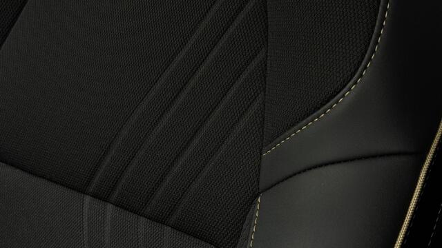 Renault Symbioz 1.6 E-Tech full hybrid 145 iconic, Stoel & Stuurverwarmd, Navi, 360 Camera, Carplay