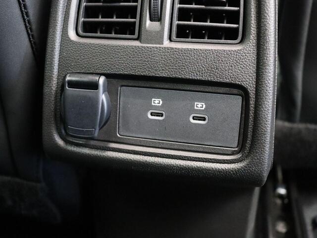 Renault Symbioz 1.8 E-Tech full hybrid 160 iconic | Raam Verwarming | Stoel en Stuur Verwarming | Automatische Kofferklep |