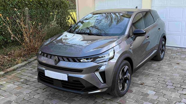 Renault Symbioz 1.8 E-Tech full hybrid 160 TECHNO/ HARMAN KARDON/ AUTOMATISCH ACHTERKLEP/ PARK ASSIST VOOR/ACHTER + CAMERA/ RESERVE WIEL/ ETC... RIJKLAAR!