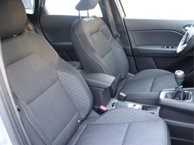Renault Symbioz 1.3 mild hybrid 140 Evolution NAVI / STOELVERWARMING / ALL SEASON