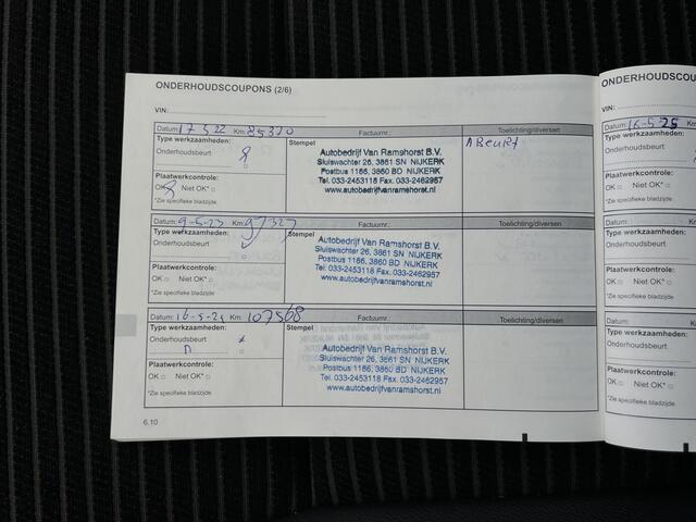 Renault TALISMAN 1.6 TCe 150 PK Intens / 4 control/ Trekhaak wegklapbaar / Schuif/Kanteldak / Stoel+Stuurverw. / Bose /