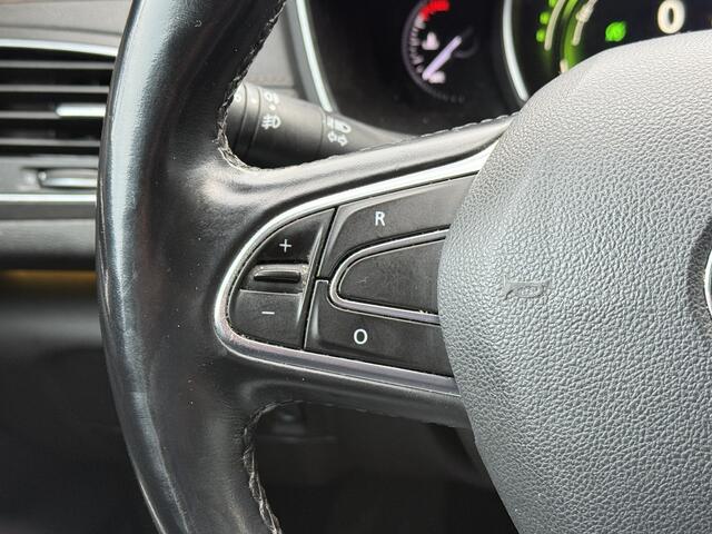 Renault TALISMAN Estate BWJ 2018 | 1.5DCI 111PK Intens AUTOMAAT | LEER | STOEL VERW&VENTILATIE | LED | CLIMA | NAVI | CAMERA | PDC | STUUR VERW |