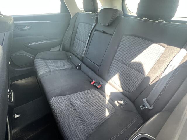 Renault TALISMAN Estate 1.6 TCe Zen | Nieuw Binnen! | Automaat | Clima | Cruise