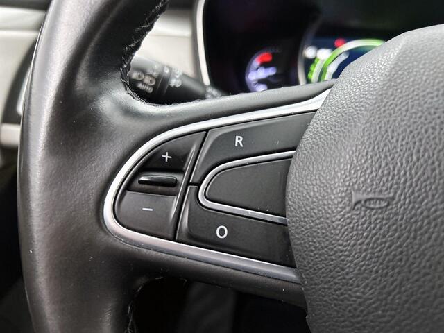 Renault TALISMAN 1.6 TCe Limousin | Airco Automatisch | Achteruitrijcamera | Apple CarPlay/Android Auto | Blind Spot Warning | BOSE Audio | Cruise Control | 4Control | Elektrisch Verstelbare Voorstoelen + Massagefunctie Bestuurdersstoel | Keyless | LED koplampen | Leder |