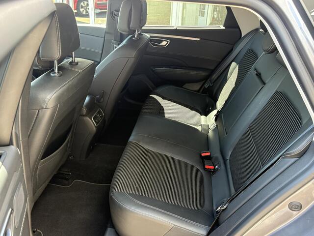 Renault TALISMAN Estate 1.3 TCe Business Intens | NAP | Trekhaak | Elektrische achterklep | Navigatie | LED | DAB | Cruise Control | Climate Control |