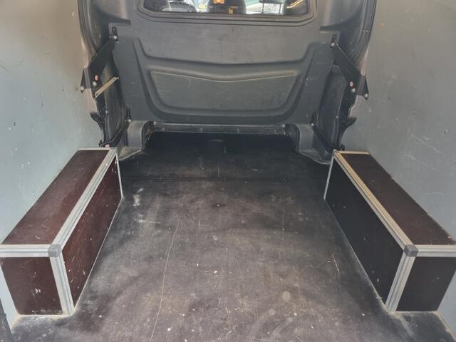 Renault TRAFIC 1.6 dCi 145pk T29 L2H1 DC Formula Edition,+ Trekhaak, NL auto + dealer onderhouden