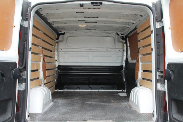 Renault TRAFIC 2.0 dCi 145PK EURO 6 - AC/climate - Navi - Cruise - ¤ 14.499,- Excl.