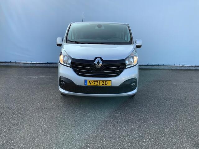 Renault TRAFIC 1.6 dCi T29 L2H1 Dub Cab Airco Camera Navi Trekhaak 2000 kg 5 Zits Euro 6
