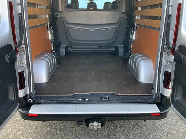 Renault TRAFIC 1.6 dCi T29 L2H1 Dub Cab Airco Camera Navi Trekhaak 2000 kg 5 Zits Euro 6