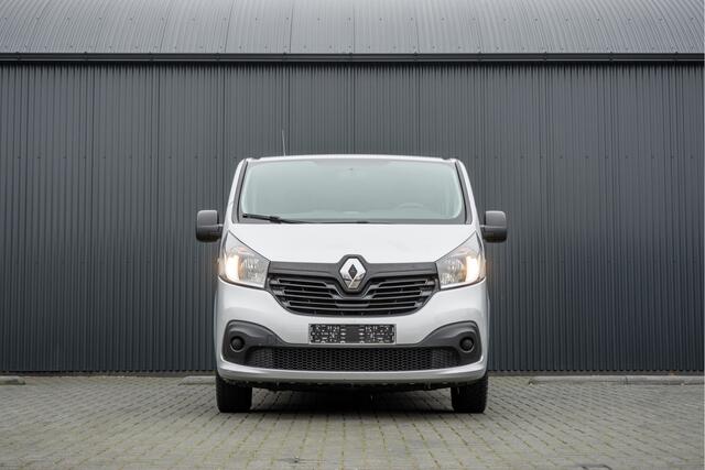 Renault TRAFIC Passenger **1.6dCi 9-Pers L2H1 | Incl. BPM, BTW vrij | R-Link | Navi | A/C | Cruise | PDC | MF Stuur | Start / Stop**
