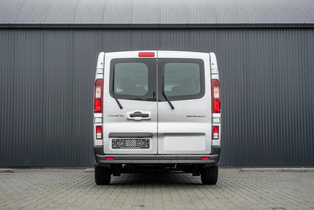 Renault TRAFIC Passenger **1.6dCi 9-Pers L2H1 | Incl. BPM, BTW vrij | R-Link | Navi | A/C | Cruise | PDC | MF Stuur | Start / Stop**