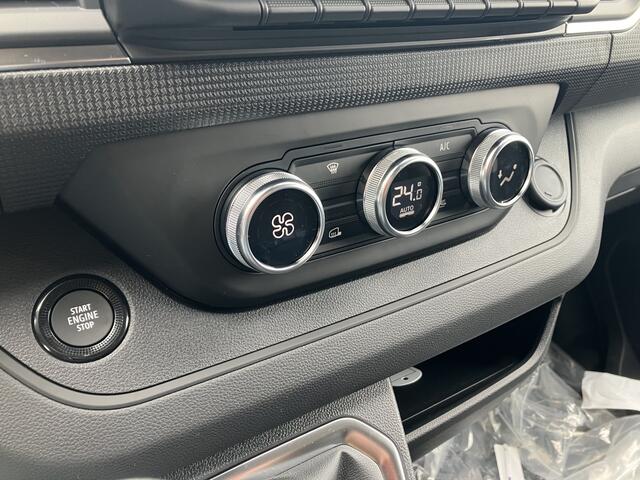 Renault TRAFIC 2.0 dCi 130pk T30 L2H1 Luxe - Demo / Trekhaak / Reservewiel