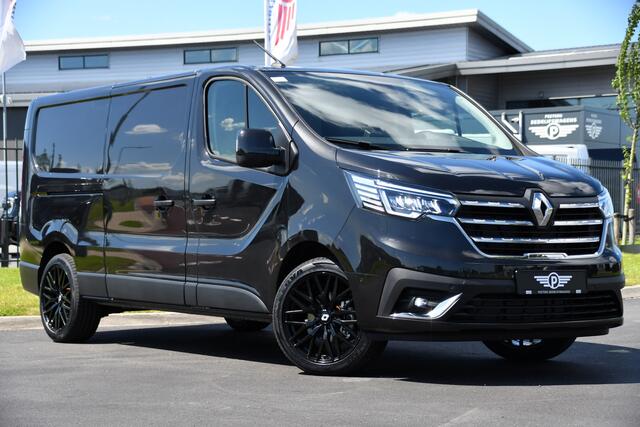 Renault TRAFIC 2.0 dCi 130 T30 L2H1 Luxe Black Edition Camera, Cruise, 2 x Schuifdeur, Carplay, Multimedia, 130PK,