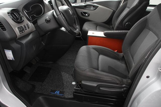Renault TRAFIC Passenger 1.6 dCi Grand Authentique Energy 8 persoons ! | Navigatie | Airco voor en achter | Parkeer sensoren | Cruise Control | Bumpers in kleur