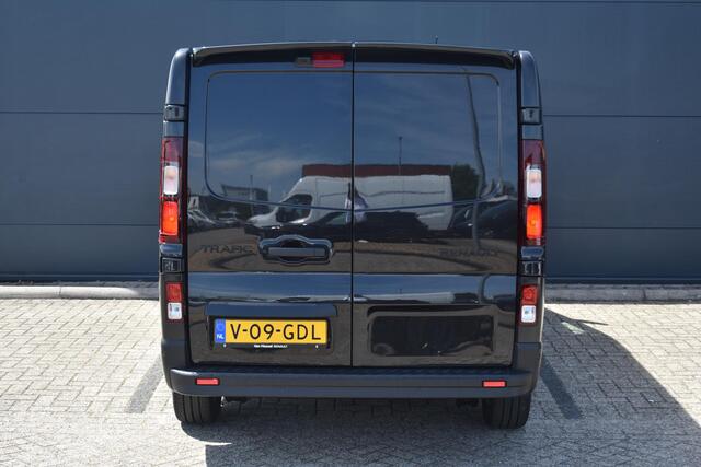 Renault TRAFIC 2.0 dCi T30 L2H1 130pk Advance | Black-edition + Sidebars | Lichtmetalen velgen | Betimmering | Climate control | Achteruitrijcamera