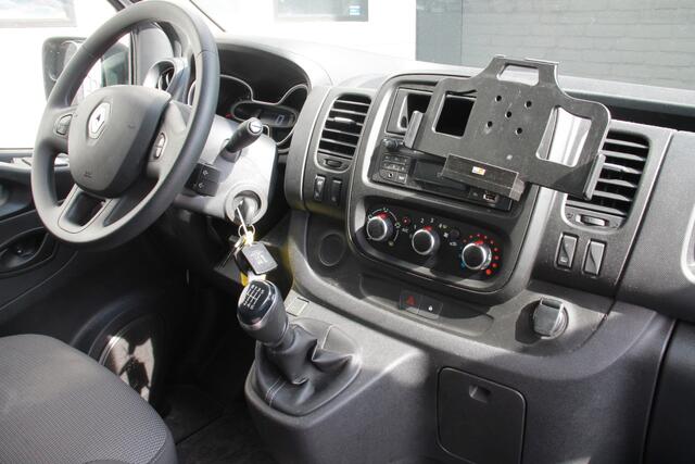 Renault TRAFIC 2.0 dCi 120PK - 2x Schuifdeur - EURO 6 - Airco - Cruise - PDC - ¤ 13.950,- Excl.