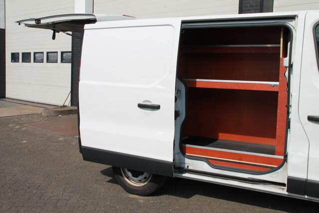 Renault TRAFIC 2.0 dCi 120PK - 2x Schuifdeur - EURO 6 - Airco - Cruise - PDC - ¤ 13.950,- Excl.