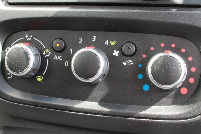Renault TRAFIC 2.0 dCi 120PK - 2x Schuifdeur - EURO 6 - Airco - Cruise - PDC - ¤ 13.950,- Excl.