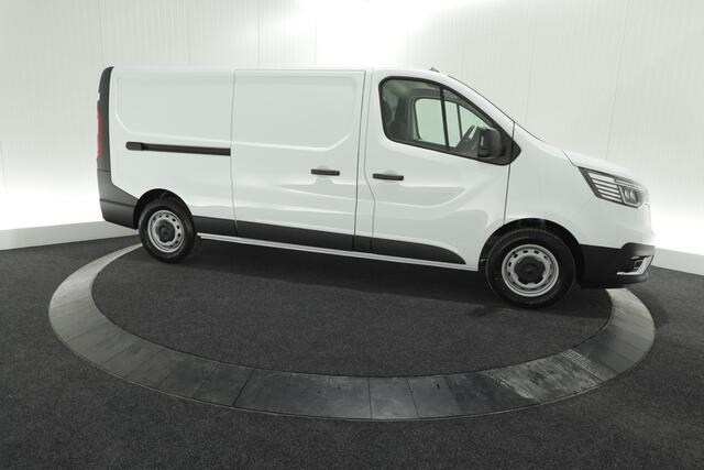 Renault TRAFIC 2.0 dCi 150 T30 L2H1 Comfort | Parkeersensoren | Vloerplaat | Airco | Navigatie | Apple Carplay