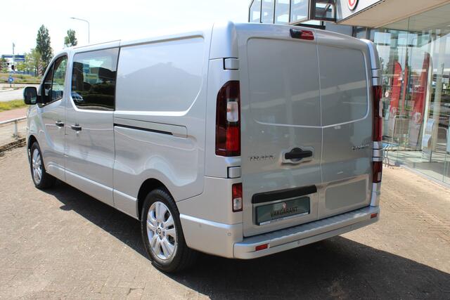 Renault TRAFIC 2.0-170pk dCi T29 L2H1 Luxe dubbele cabine AUTOMAAT. Zeer luxe Renault Trafic dubbele cabine. Volautm. airco, navigatie, telefoonvoorb., metallic lak, LM wielen, schuifdeur li.+re., armsteunen li.+re voor, Isofix etc, etc
