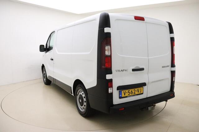 Renault TRAFIC 1.6 dCi T27 L1H1 Comfort | Airco | Trekhaak | 3 Zitplaatsen voor | Cruise control | Electrische ramen | Zijschuifdeur