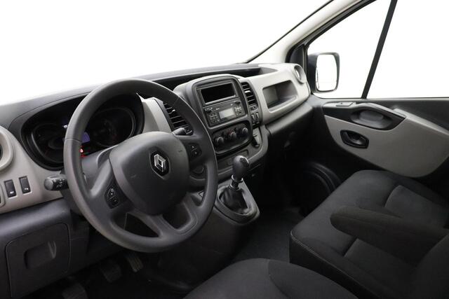 Renault TRAFIC 1.6 dCi T27 L1H1 Comfort | Airco | Trekhaak | 3 Zitplaatsen voor | Cruise control | Electrische ramen | Zijschuifdeur