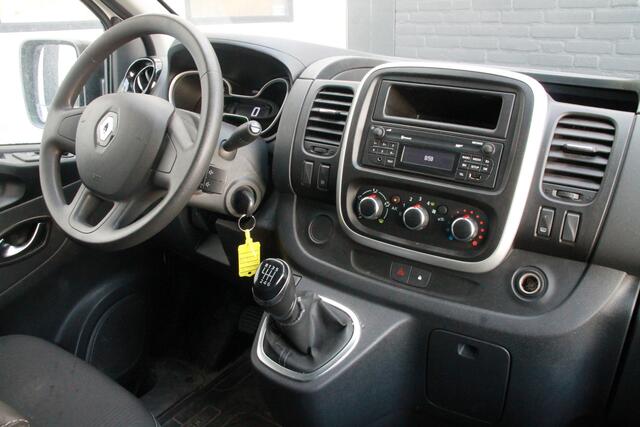 Renault TRAFIC 1.6 dCi EURO 6 - Airco - Camera - PDC - ¤ 11.950,- Excl.