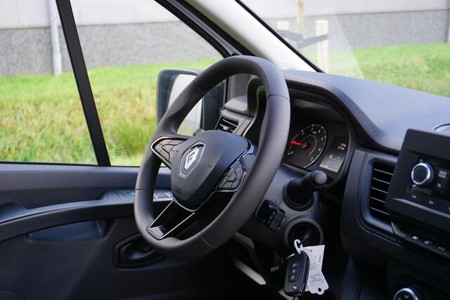Renault TRAFIC 2.0 dCi 130 T30 L2H1 Comfort Nieuw |130 PK |Lange uitvoering |Cruise |Airco |LED |DAB |Verzwaard |BPM voordeel! |EURO6 |Licht- en regensensor